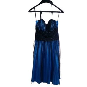 Vintage Juliet Fashion Milex Blue & Black Tulle Prom Dress - Size Medium